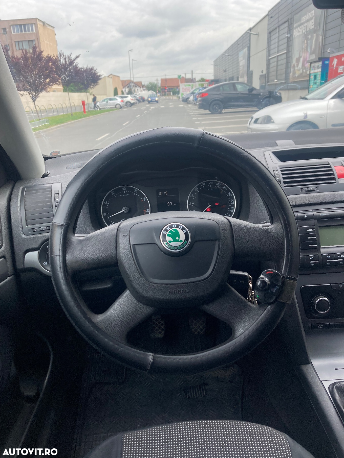 Skoda Octavia Tour 1.6 - 12