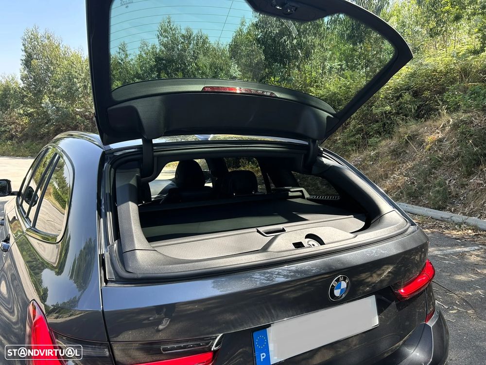 BMW 330 e Pack M Auto - 31