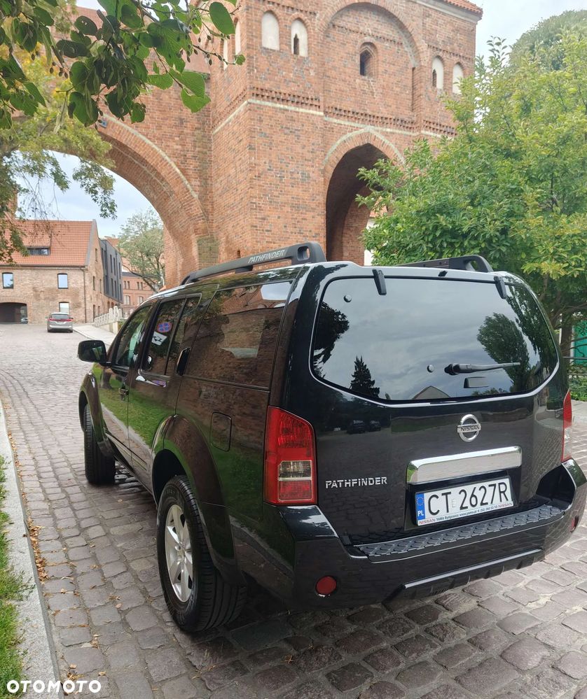 Nissan Pathfinder 2.5 D SE EU5 - 10