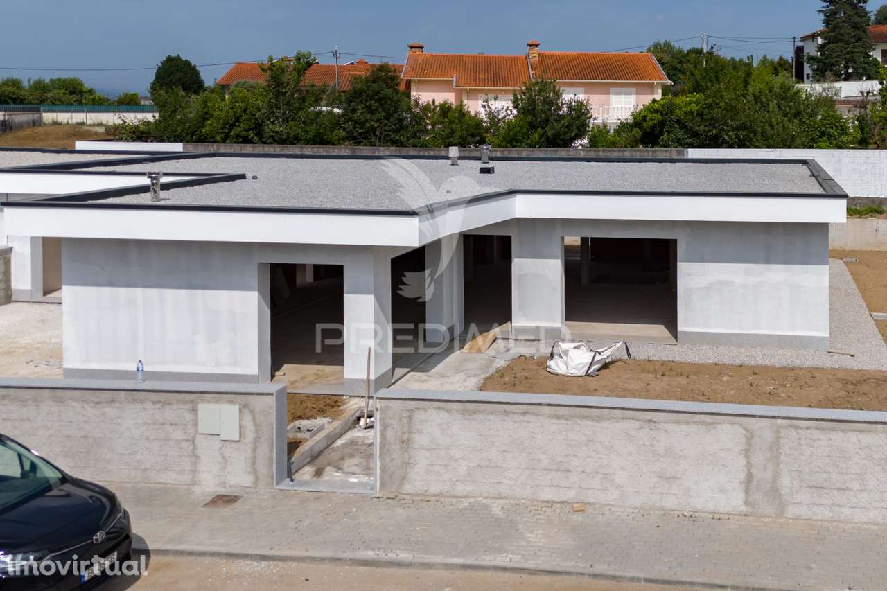 MORADIA T3 TERREA, AMARES (NOVO) - Grande imagem: 5/21