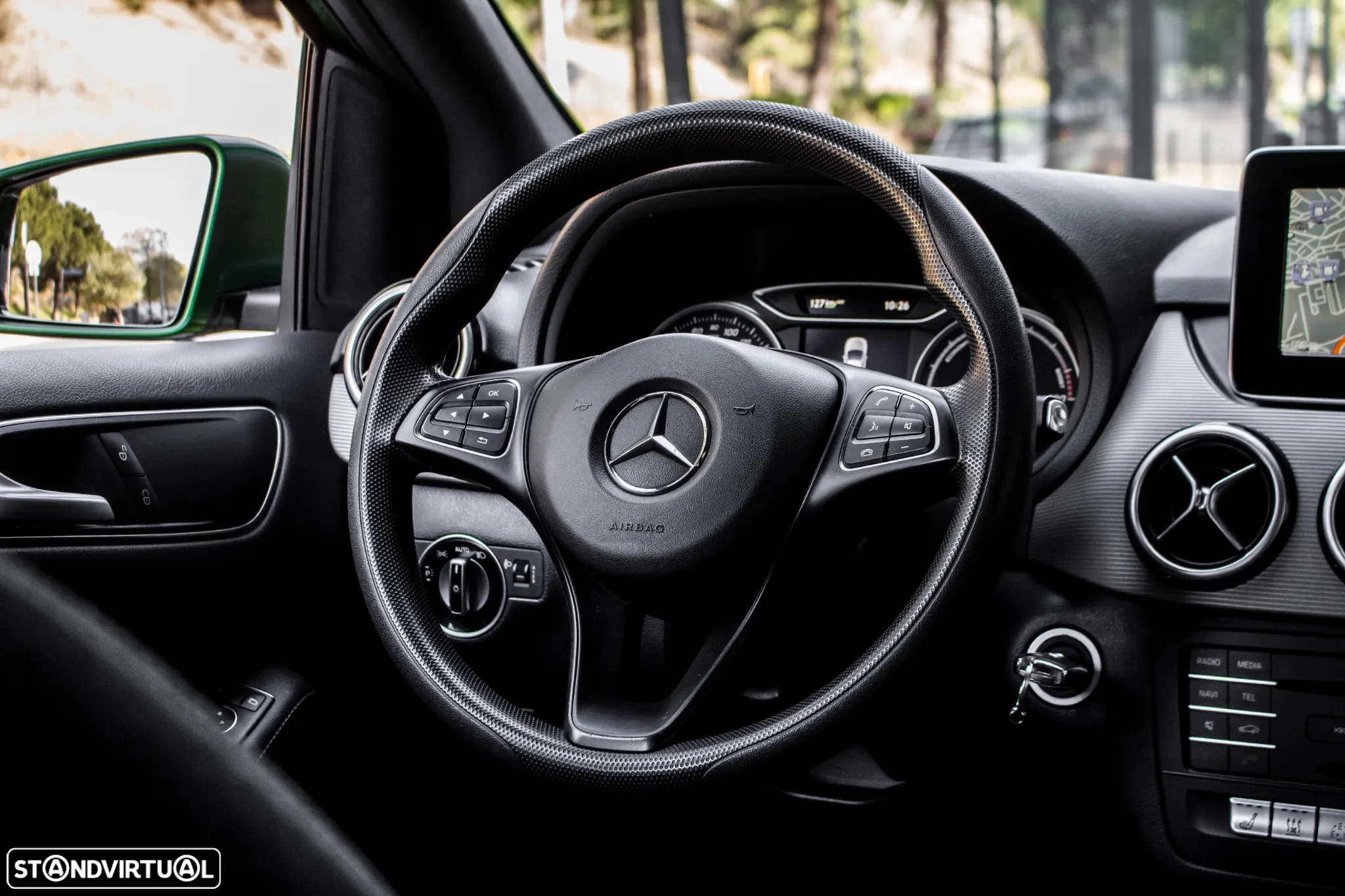 Mercedes-Benz B 250 e Electric Drive - 34
