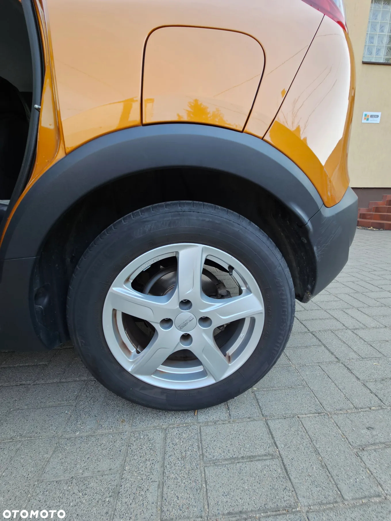 Opel Crossland X 1.2 T Enjoy S&S - 23
