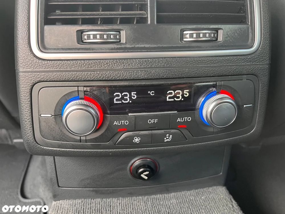 Audi A6 Avant 2.0 TDI quattro S tronic - 30