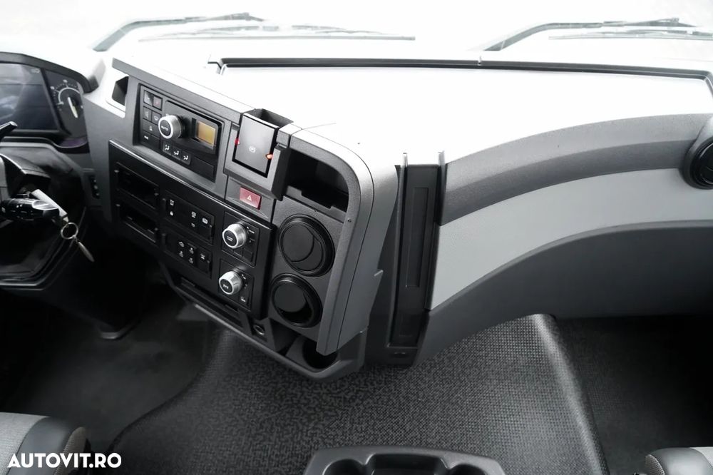 Renault C 380 / 8X4 / BETONIERĂ / USCĂTOR / SCHWING STETTER 9 M3 / EURO 6 / - 32