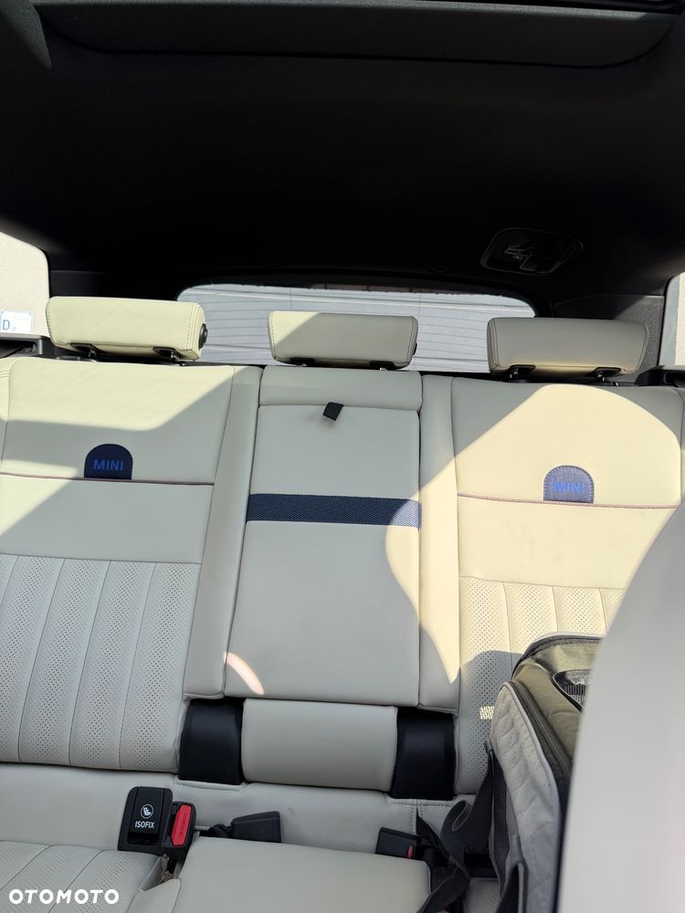 MINI Countryman S ALL4 Favoured Trim - 11