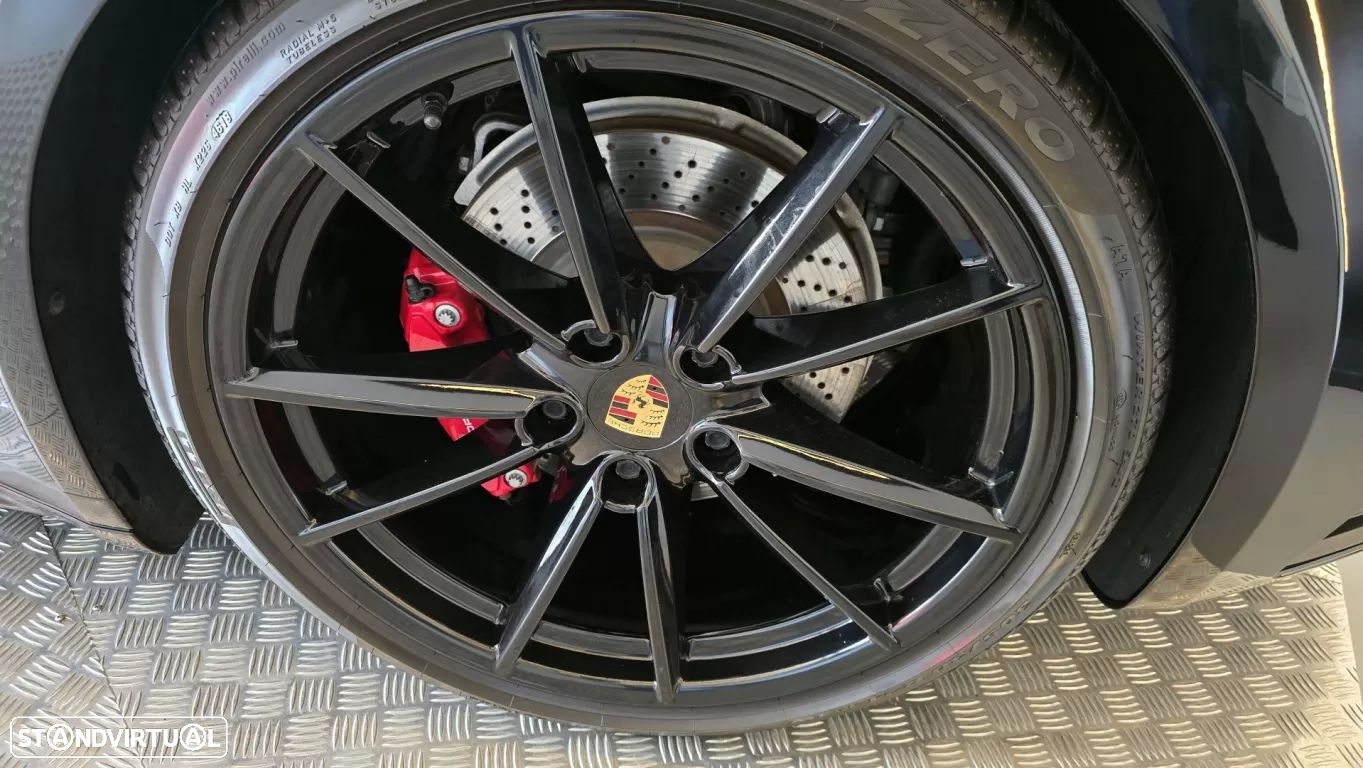 Porsche 911 (992) Carrera 4S PDK - 30