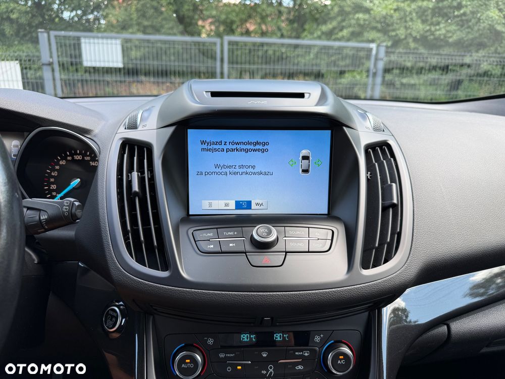 Ford Kuga 1.5 EcoBoost 2x4 Titanium - 22