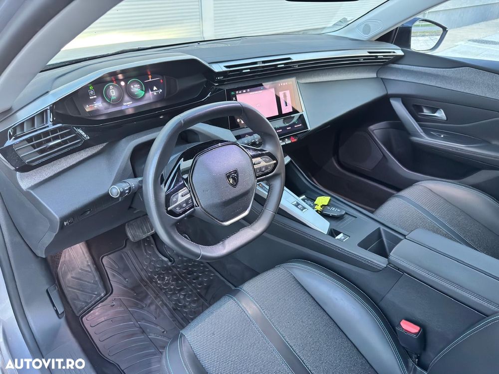 Peugeot 308 SW 1.5L BlueHDI EAT8 Allure Pack - 17