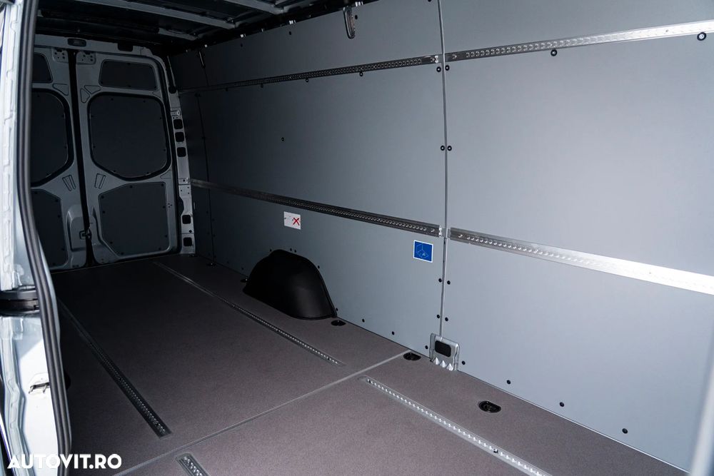 Mercedes-Benz Sprinter 319 CDI furgon - 17