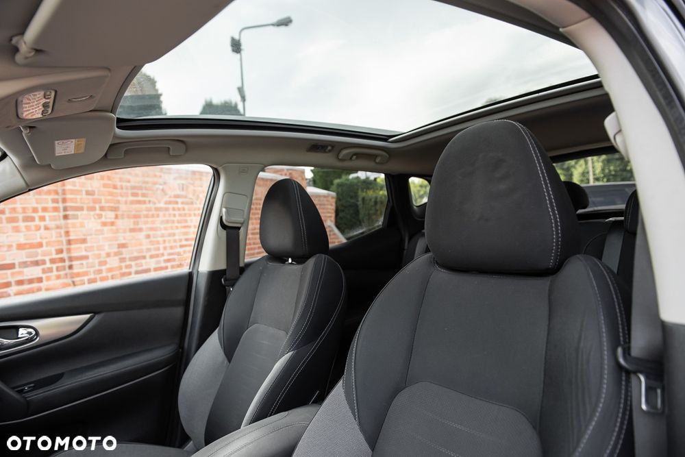 Nissan Qashqai 1.2 DIG-T N-Vision - 18