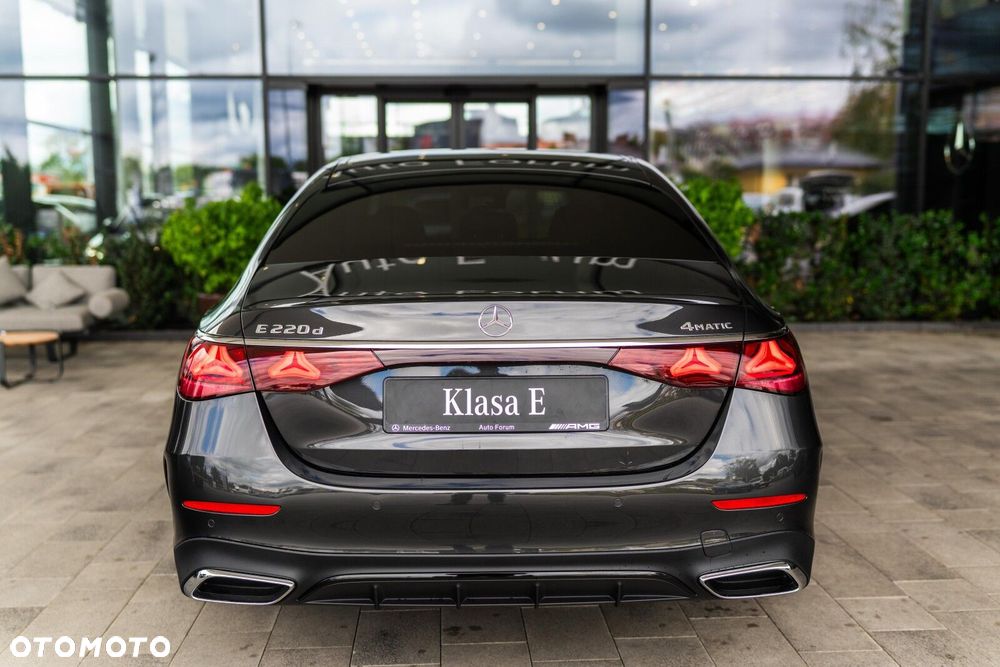 Mercedes-Benz Klasa E - 5