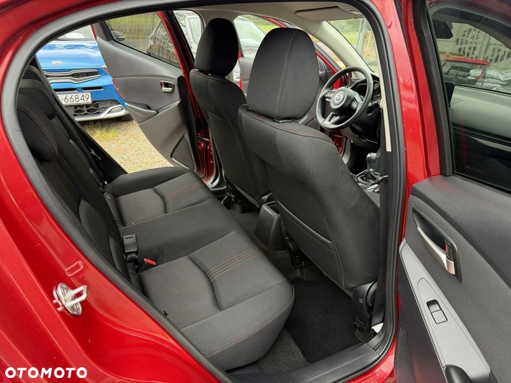 Mazda 2 - 7