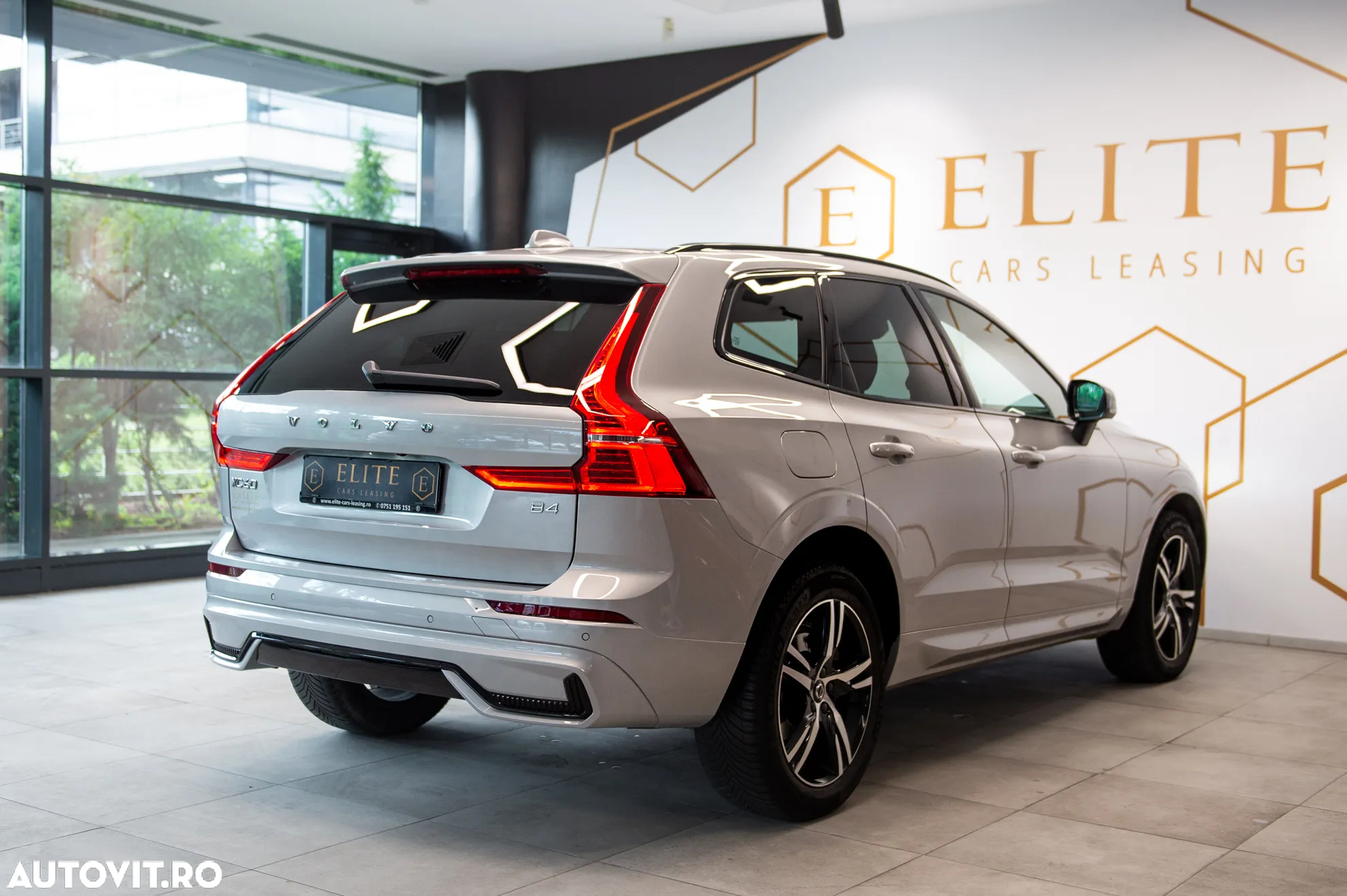Volvo XC 60 B4 D Geartronic RDesign - 11