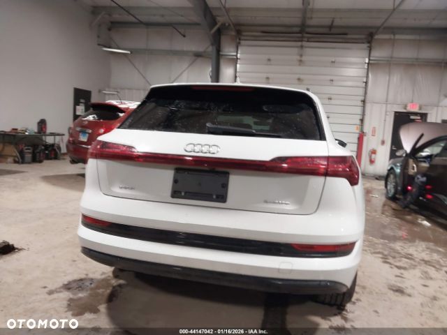 Audi e-tron 50 Quattro - 8