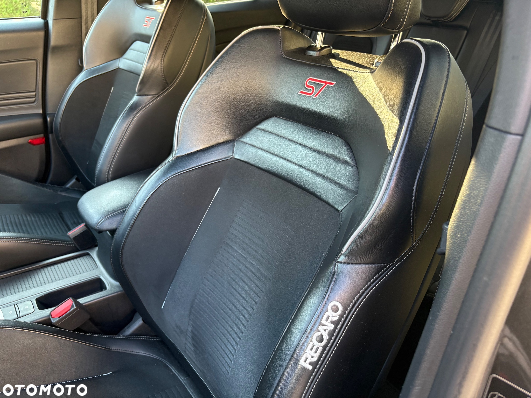 Ford Focus 2.3 EcoBoost ST-3 - 13