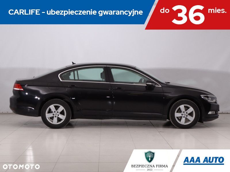 Volkswagen Passat - 7
