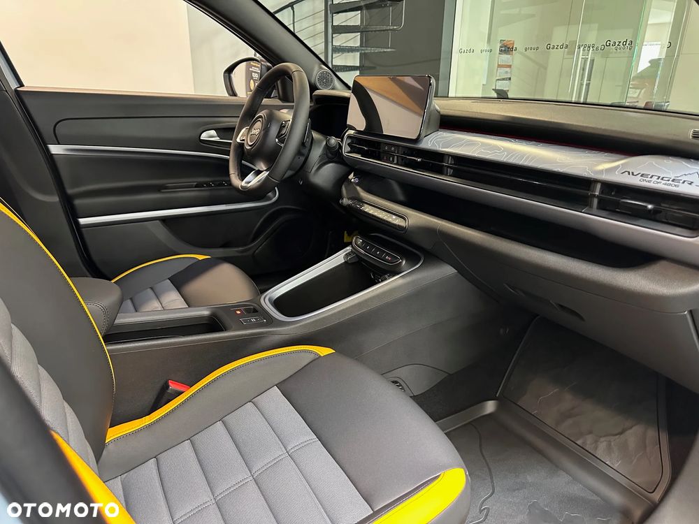 Jeep Avenger 1.2 T3 mHEV The North Face 4xe eDCT6 - 19