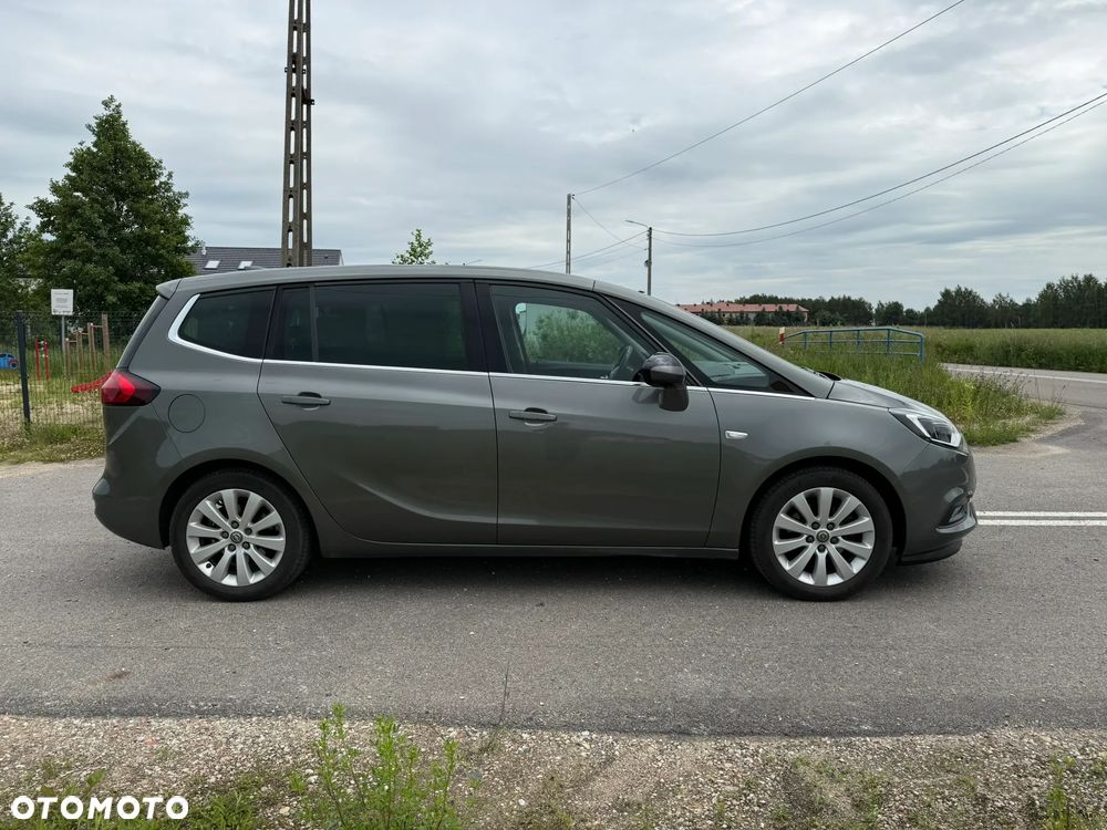 Opel Zafira 1.4 T Cosmo EU6 - 4