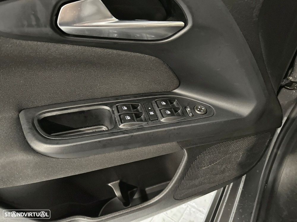 Fiat Tipo Station Wagon Cross 1.5 GSE T4 Cross DCT - 17