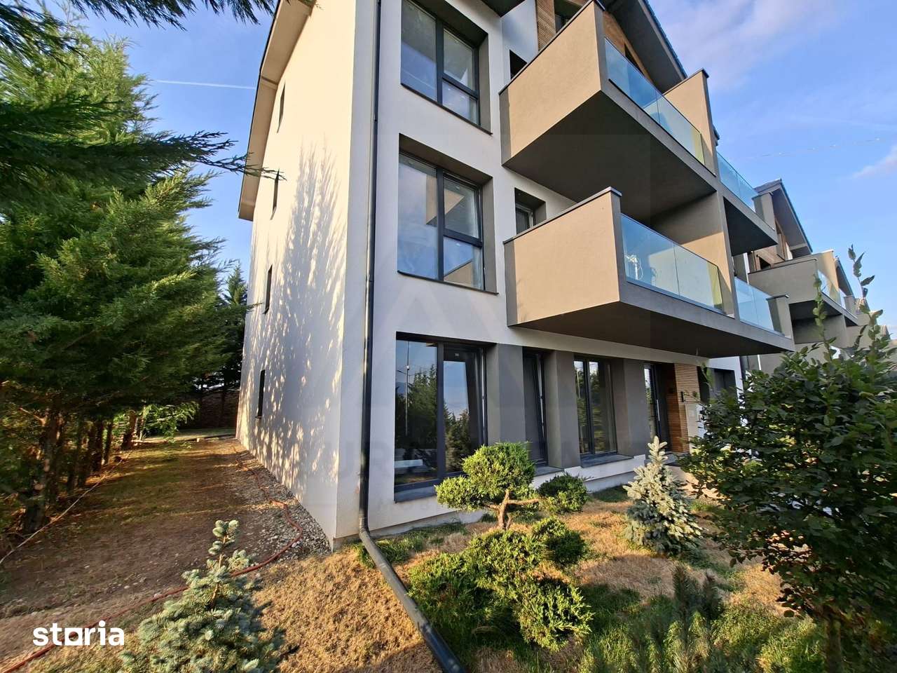 Apartament premium 68.4 mp utili 3 camere 2 bai etaj 1 in Cristian — fotografia 1