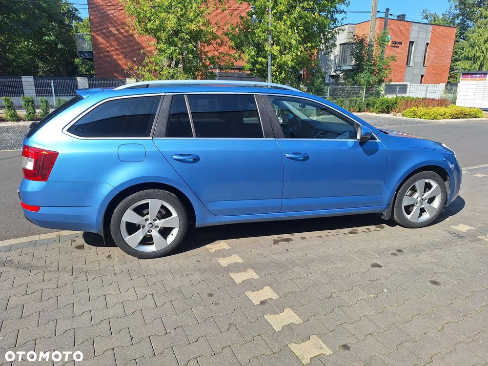 Skoda Octavia 2.0 TDI (Green tec) DSG Style - 6