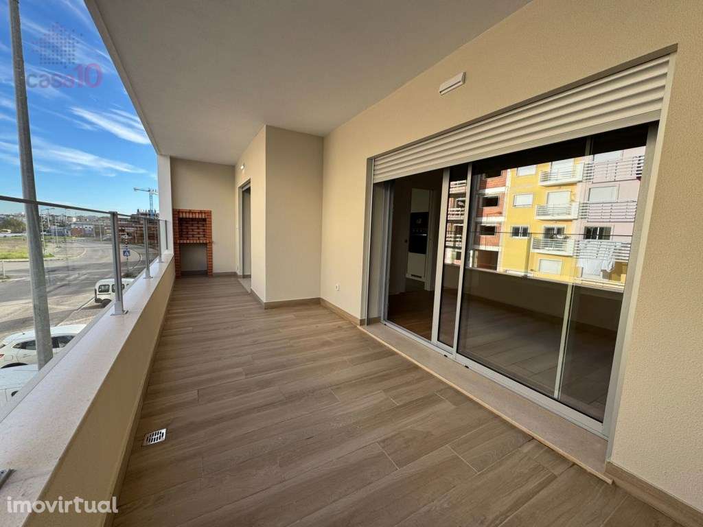 T3, em excelente localização, para arrendamento no Montijo - Grande imagem: 3/22