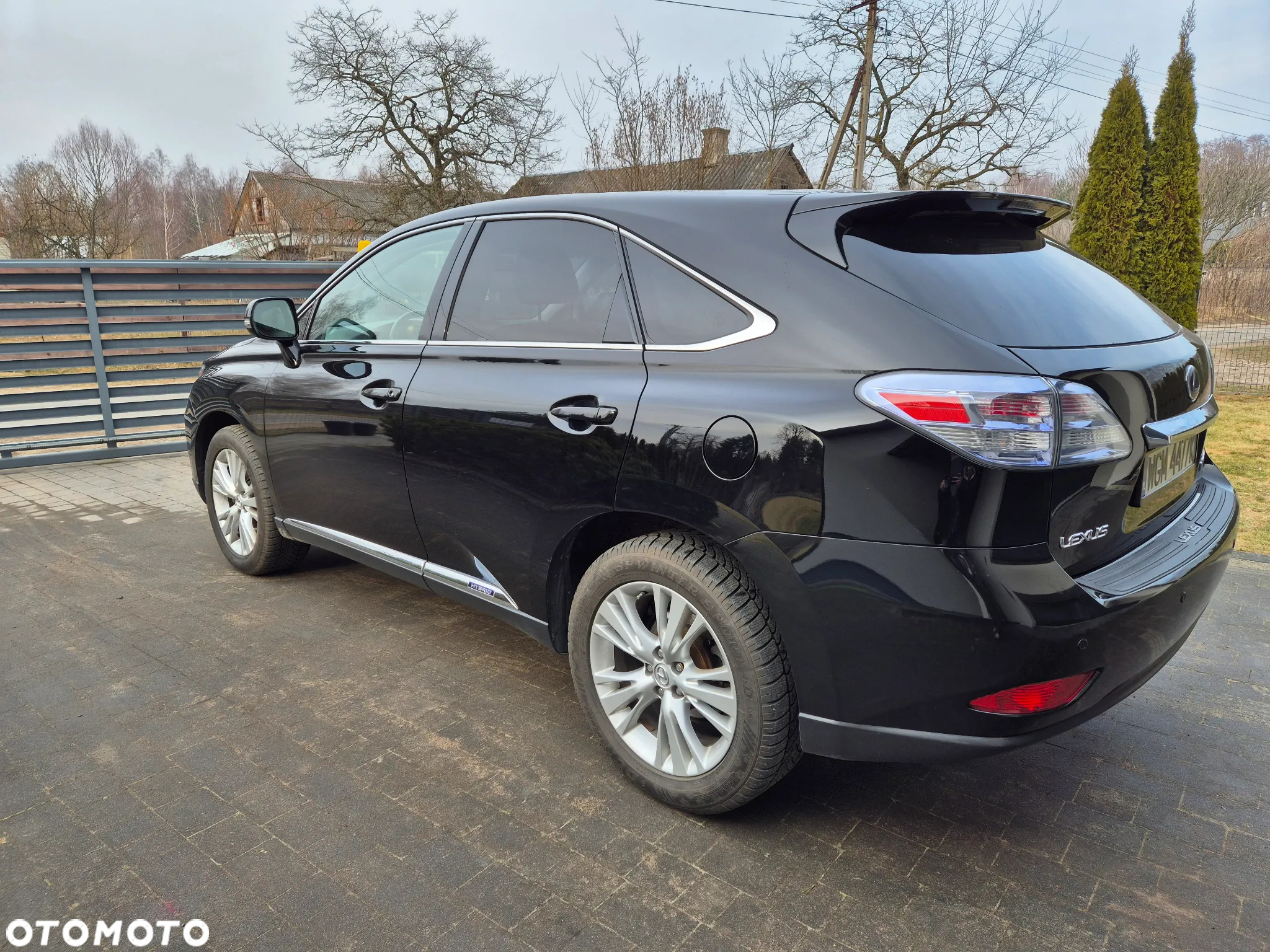 Lexus RX - 4