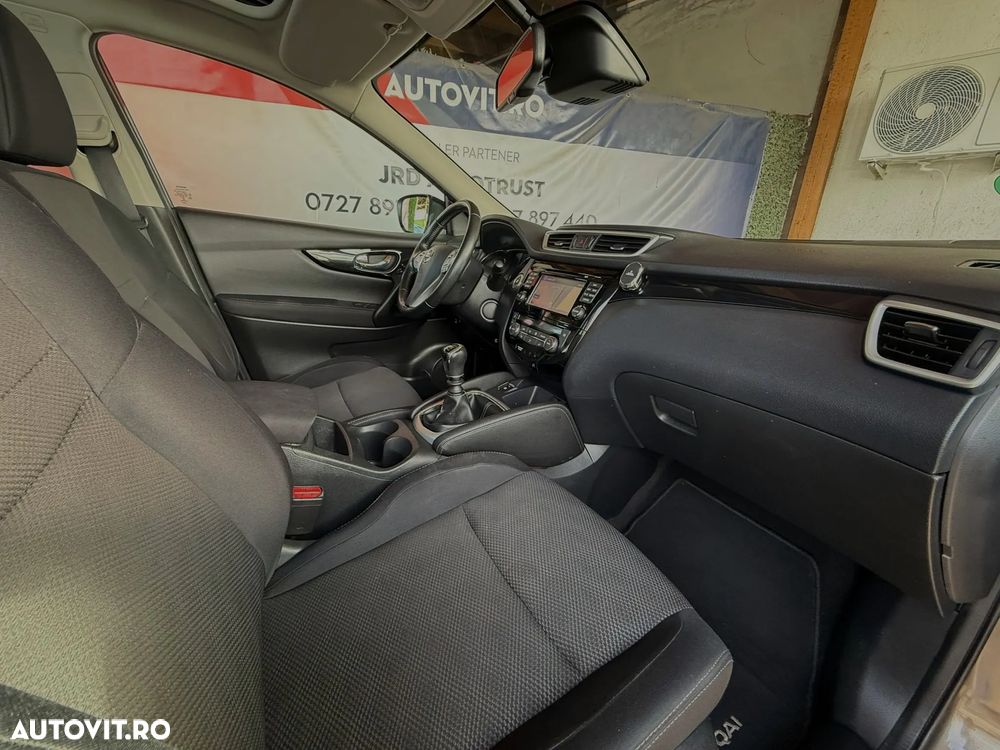 Nissan Qashqai 1.6 DCI Start/Stop N-Connecta - 9