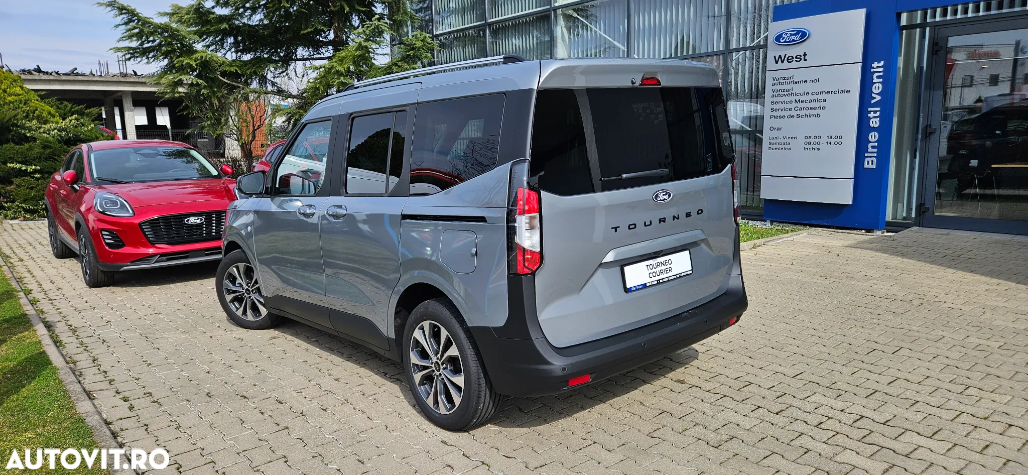 Ford Tourneo Courier 1.0 EcoBoost Titanium - 3