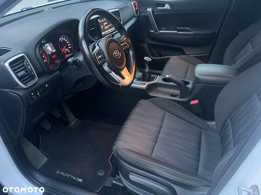 Kia Sportage - 12