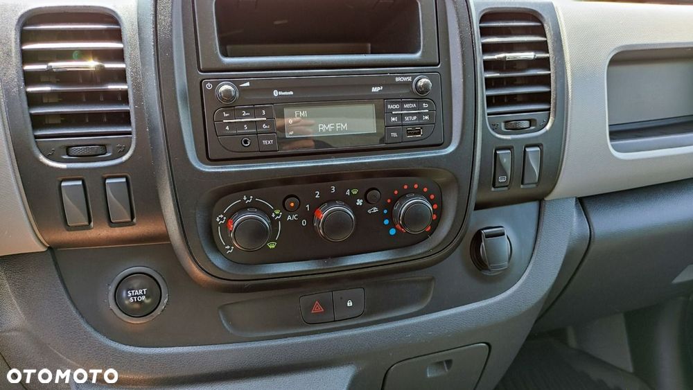 Renault Trafic - 30