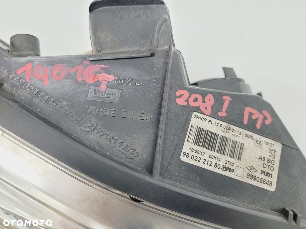 LAMPA PRAWY PRZÓD PRAWA PRZEDNIA PEUGEOT 208 I 9802221280 - 8