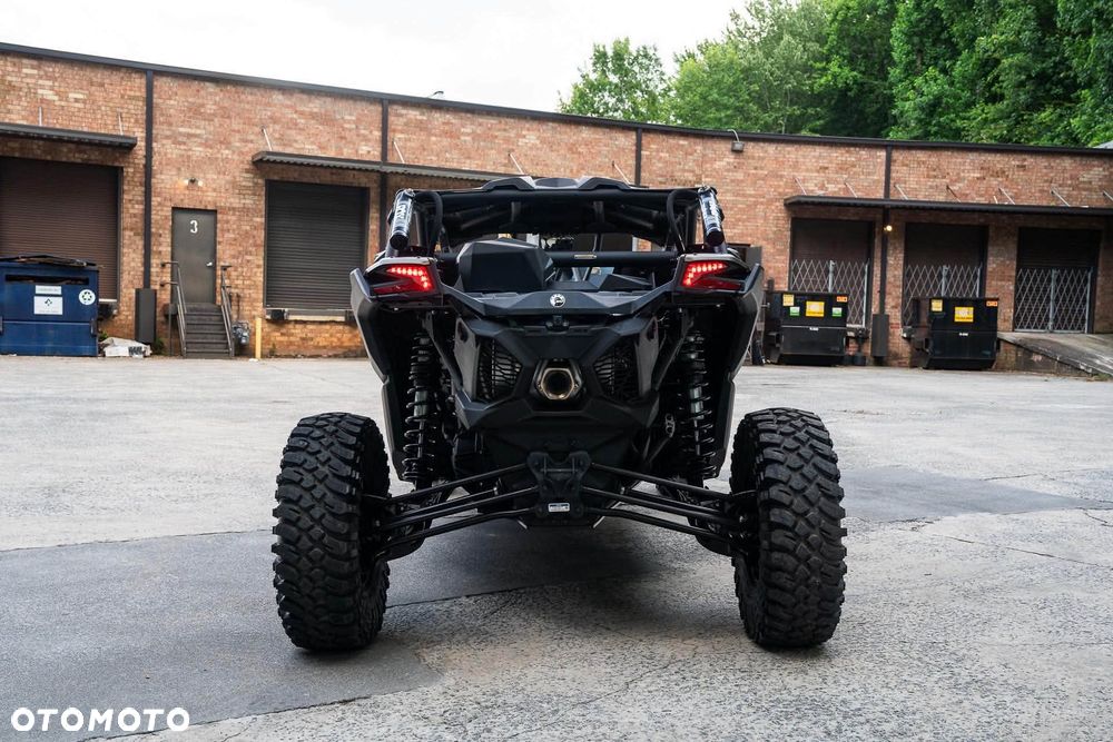 Can-Am Maverick - 3