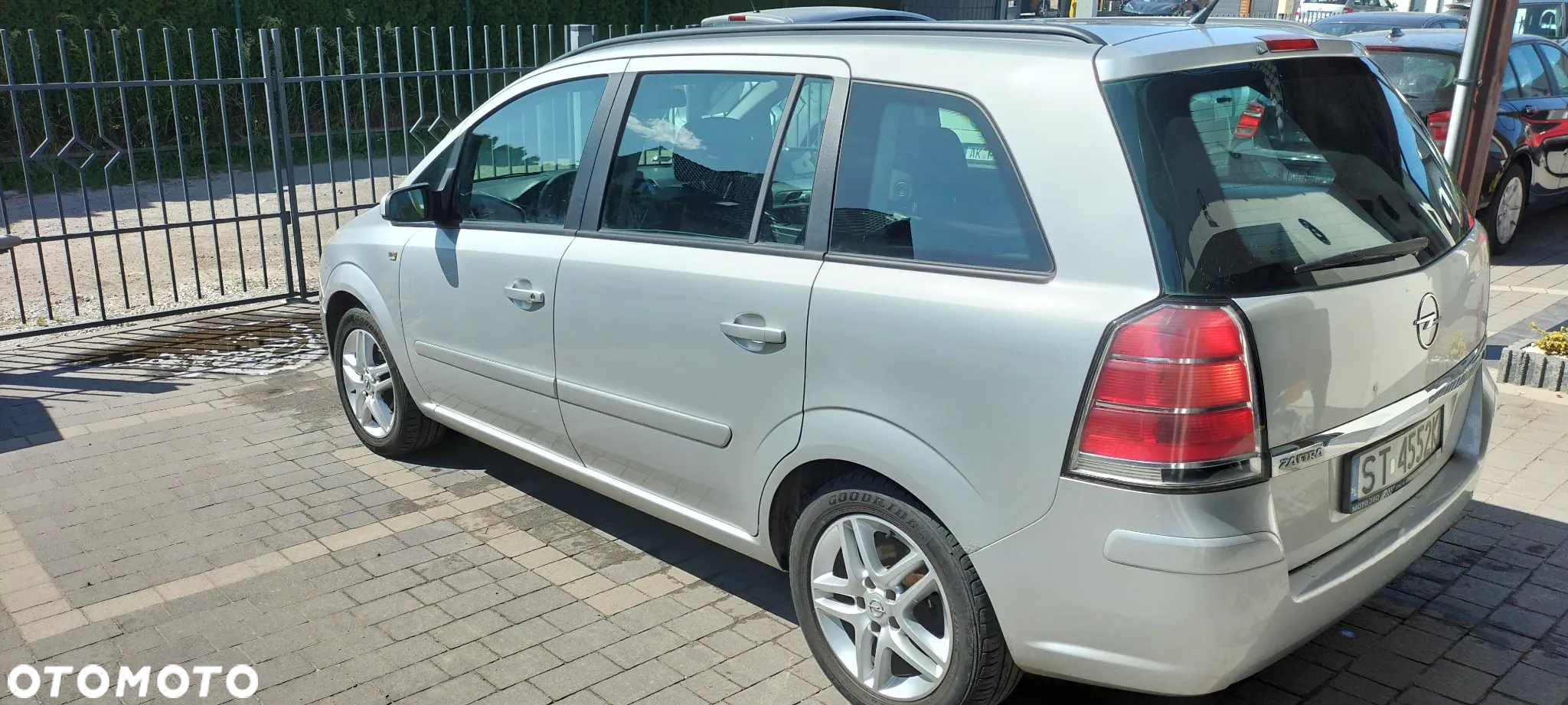 Opel Zafira - 3