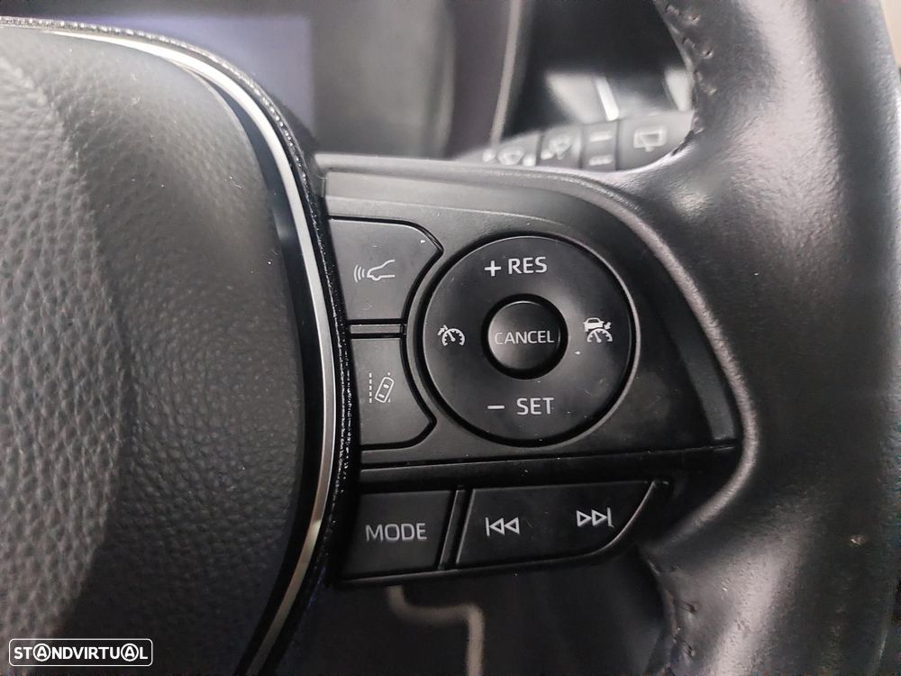 Toyota Corolla 1.8 Hybrid Comfort - 23