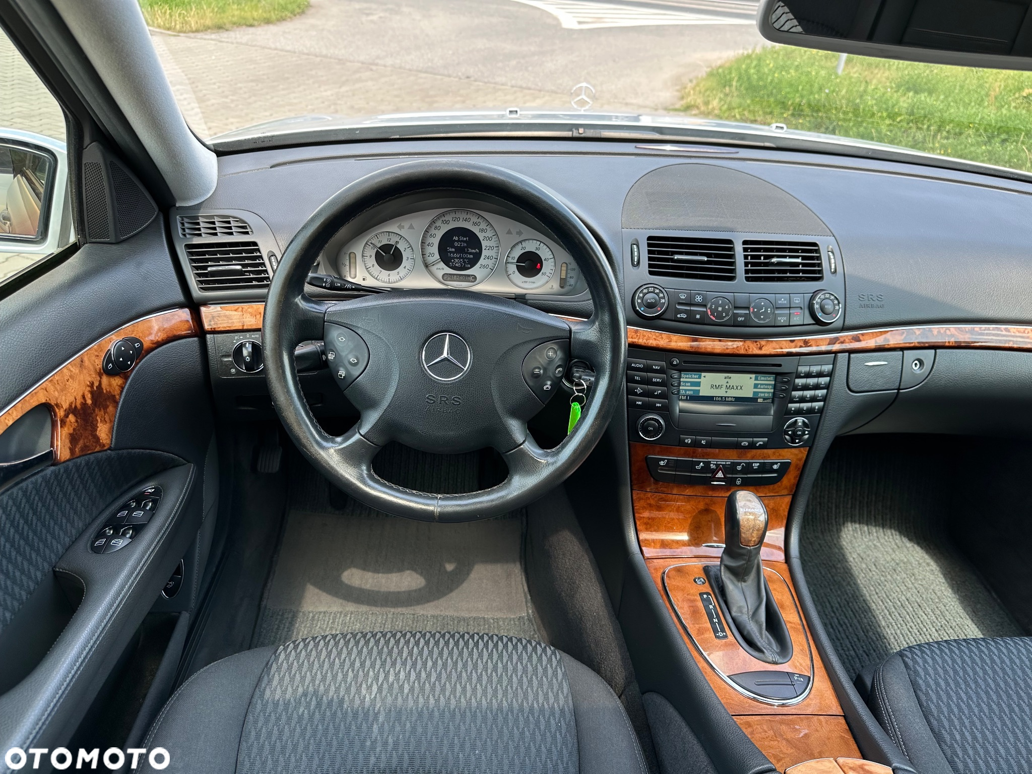 Mercedes-Benz Klasa E - 11