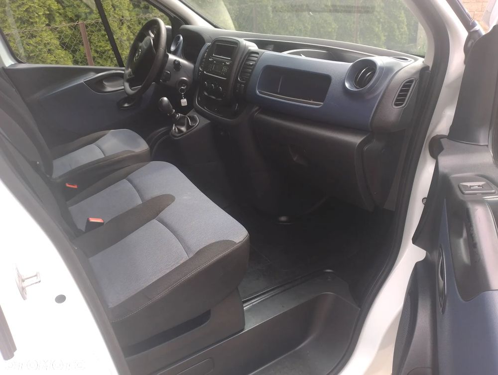 Opel Vivaro - 13