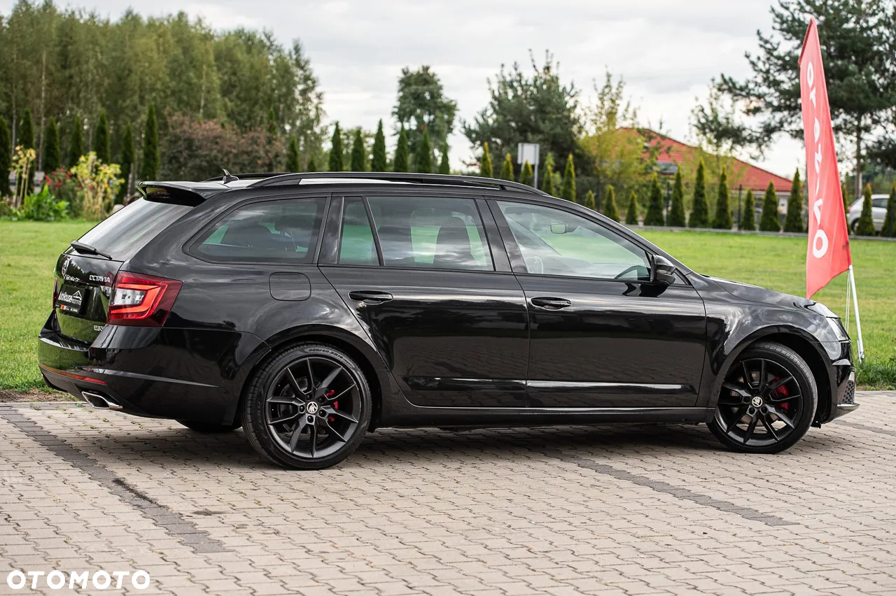 Skoda Octavia Combi 2.0 TDI 4x4 DSG RS - 13