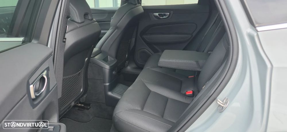 Volvo XC 60 2.0 T6 PHEV Plus Bright AWD - 13
