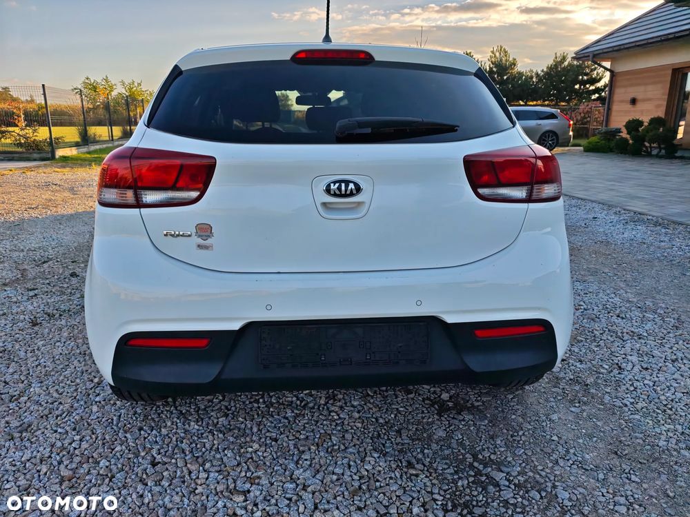 Kia Rio 1.2 ISG Dream-Team Edition - 4