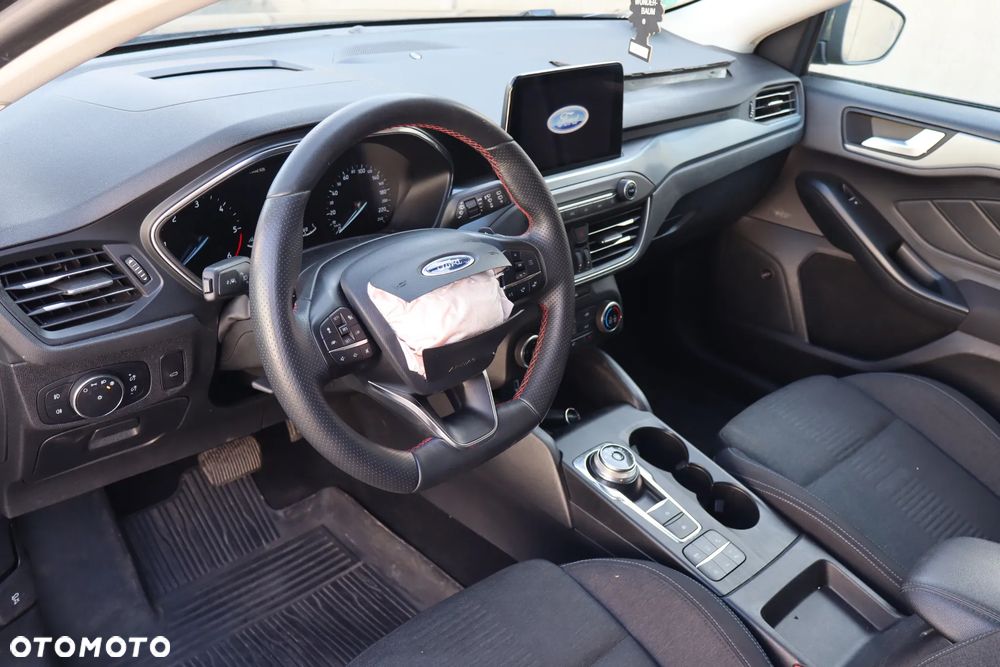 Ford Focus - 17