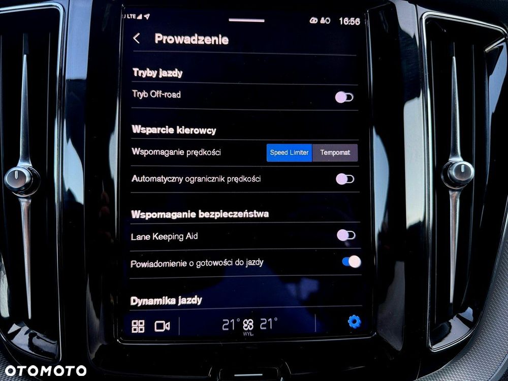 Volvo XC 60 - 25