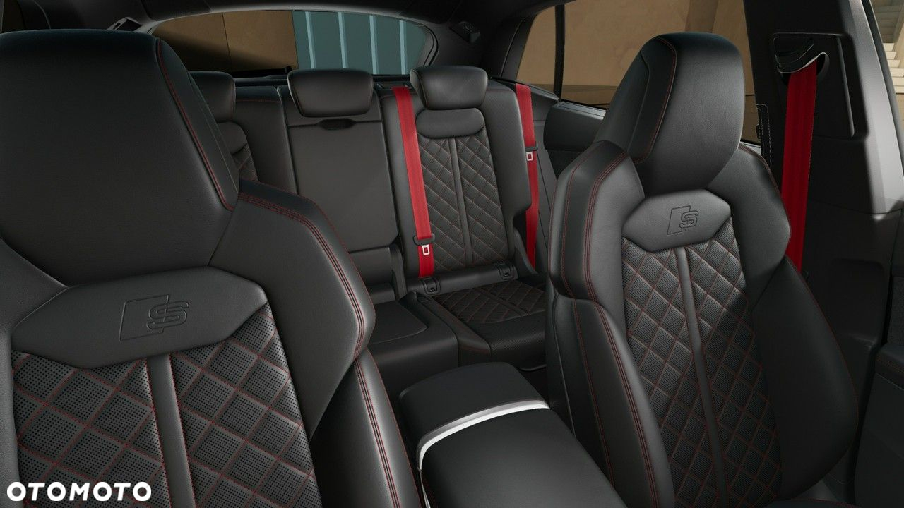 Audi Q8 - 11