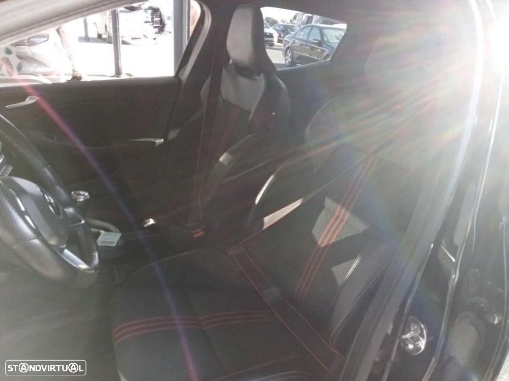 Renault Clio 1.5 Blue dCi RS Line - 6