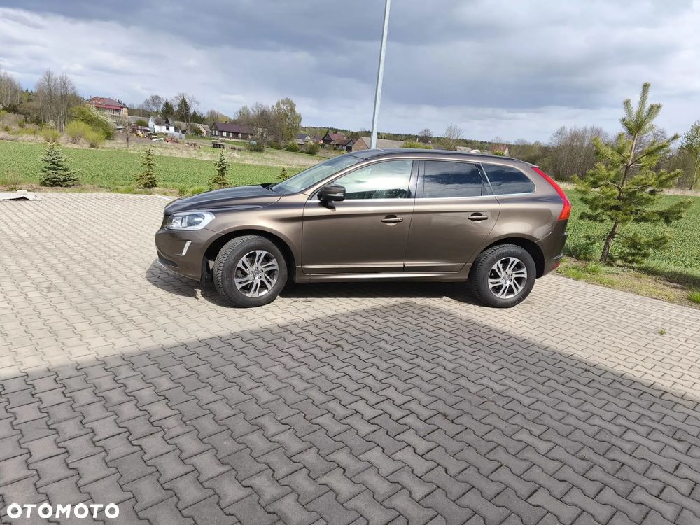 Volvo XC 60 D4 AWD Momentum - 18