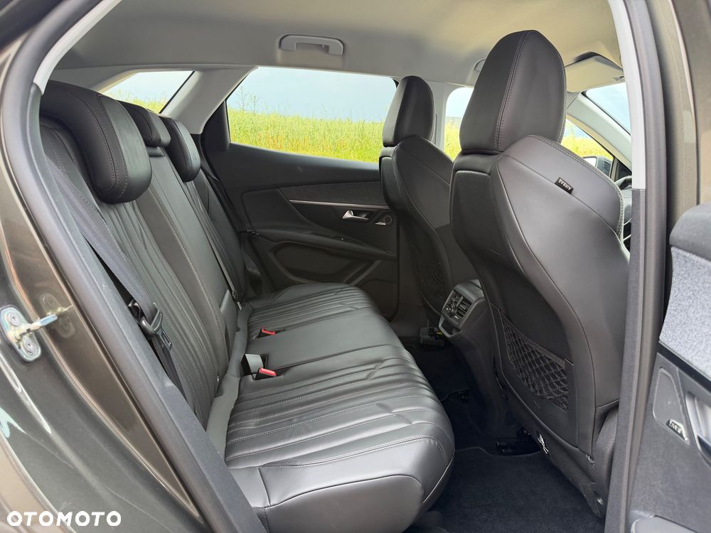 Peugeot 3008 BlueHDi 150 Stop & Start Allure - 32