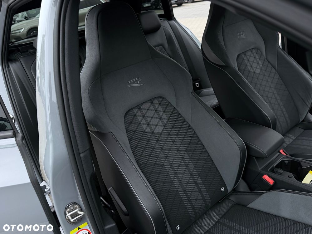Volkswagen Golf 2.0 TDI SCR DSG R-Line - 36