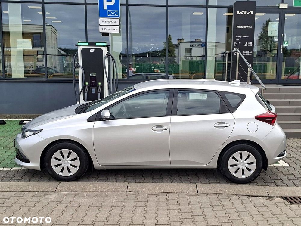 Toyota Auris 1.33 VVT-i Active - 3