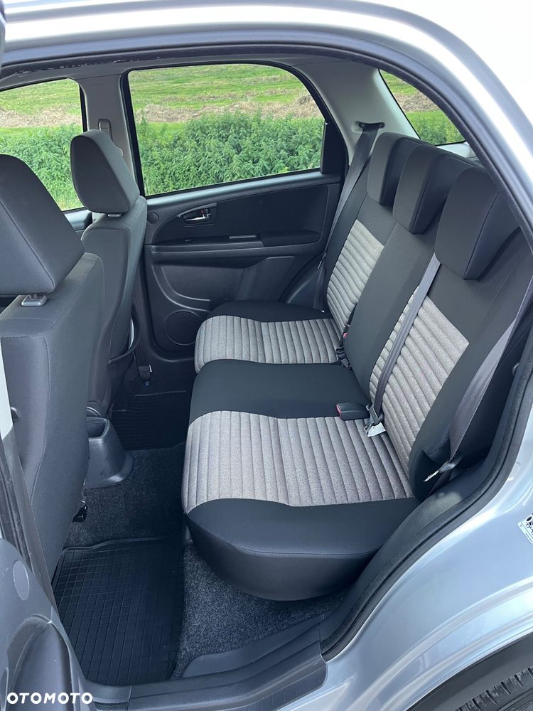 Fiat Sedici 1.6 16V 4x4 Luxury - 25