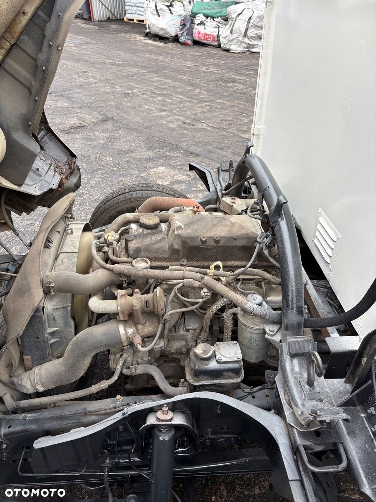 Mitsubishi Canter - 8